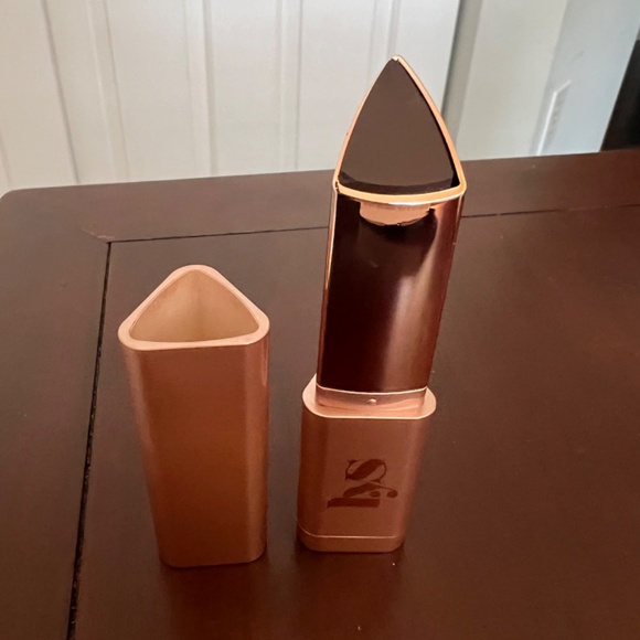 🎀 HOST PICK 🎀 LYS BEAUTY: NO LIMITS CREAM BRONZER STICK: Deep - Picture 6 of 10